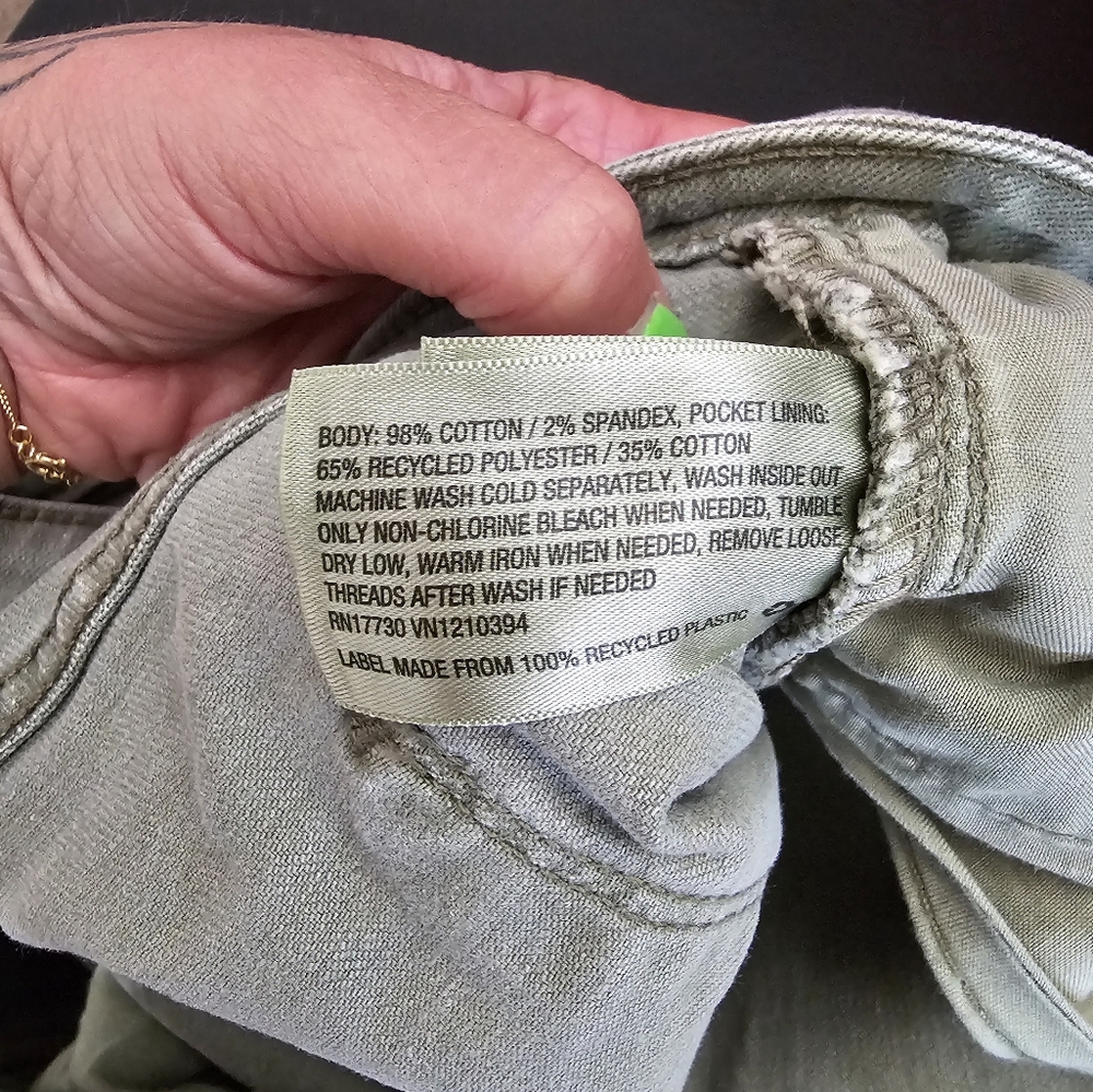 Universal Thread Denim Jeans - Picture 3 of 4